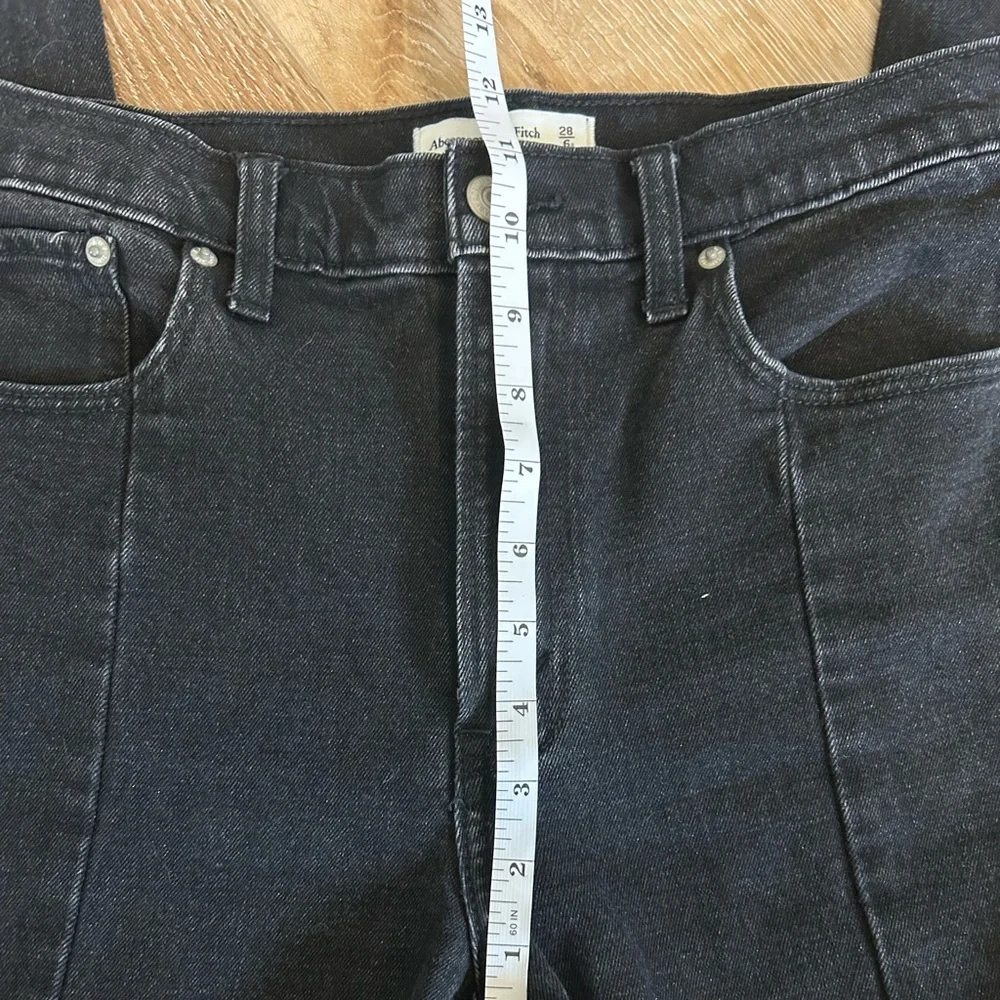 Abercrombie & Fitch High Rise Skinny Split Seam Back Denim 28 R 6 - Picture 6 of 8